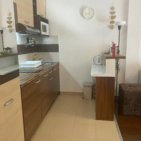 Jolly Kop Petkoski *